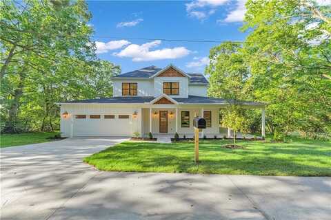 1559 W Cassi Aly, Fayetteville, AR 72701