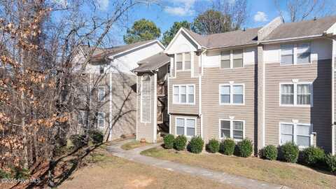 6756 Willowbrook Drive, Fayetteville, NC 28314