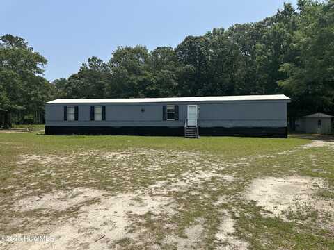 8820 Johns Mill Road, Maxton, NC 28364