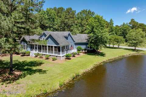 244 Red Fox Run Drive, Wallace, NC 28466