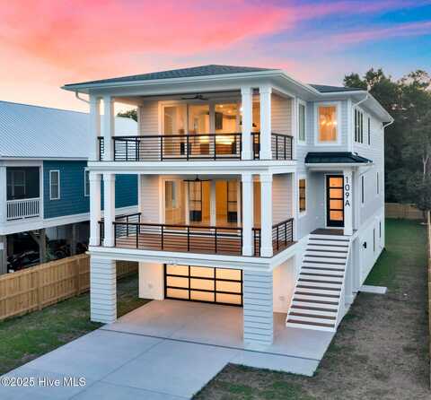 109 Broadview Lane Lane, Hampstead, NC 28443