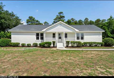 109 Inlet Court, Hampstead, NC 28443