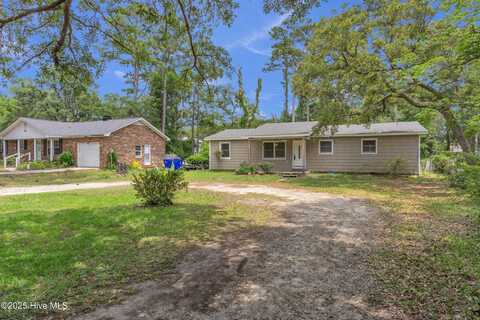 214 Frink Drive, Southport, NC 28461