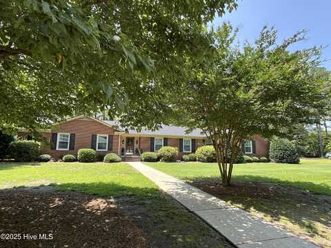 1215 Dunbar Drive, Laurinburg, NC 28352