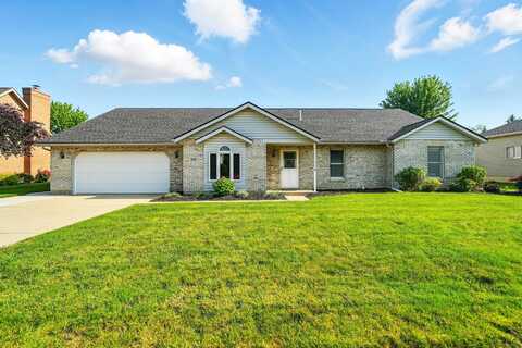 865 Copperfield Lane, Tipp City, OH 45371