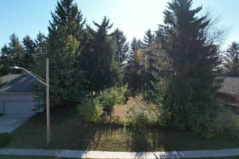 1612 Whispering Pines Lane, Bellefontaine, OH 43311