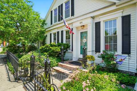 64 S Chillicothe Street, South Charleston, OH 45368