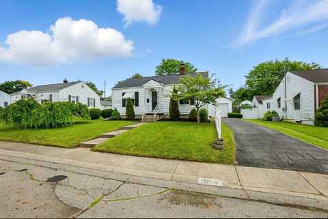 1330 Amherst Road, Springfield, OH 45504