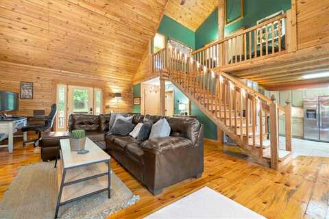305 Mount Bay Drive, Westminster, SC 29693