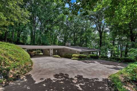 1613 S Arlington Drive, Seneca, SC 29672