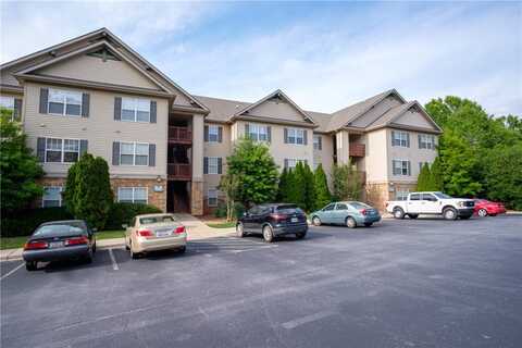 633 Harts Cove Way Way, Seneca, SC 29678