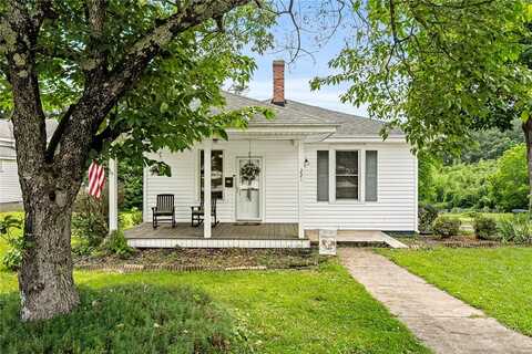 221 Lebby Street, Pelzer, SC 29669