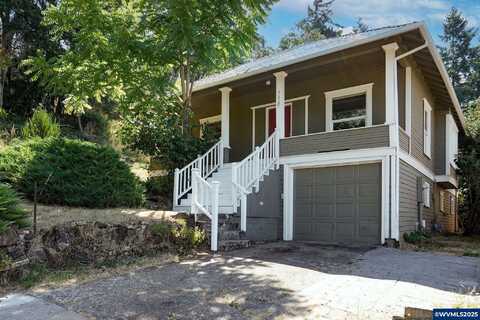 526 Jersey St, Silverton, OR 97381