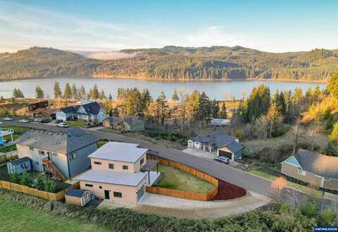 6321 Lakepointe Wy, Sweet Home, OR 97386