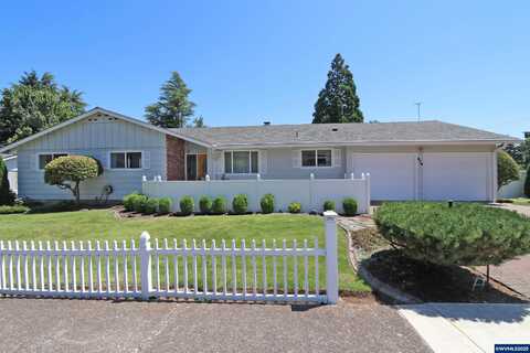 810 22nd Av NW, Salem, OR 97304