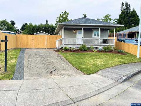 2660 Evergreen Ct NE, Salem, OR 97301