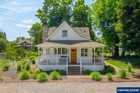 433 W Water St, Stayton, OR 97383