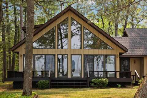 5506 Vacationland Drive, Lewiston, MI 49756
