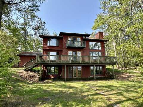 9561 Highbanks Drive, Cheboygan, MI 49721