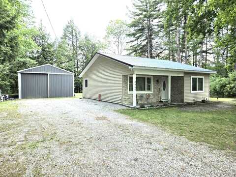 2568 E McTaggart Drive, Mikado, MI 48745
