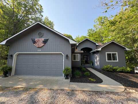 108 Bourbon Street, Roscommon, MI 48653