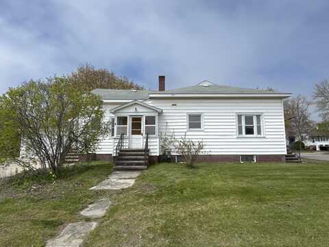 400 Tawas Street, Alpena, MI 49707