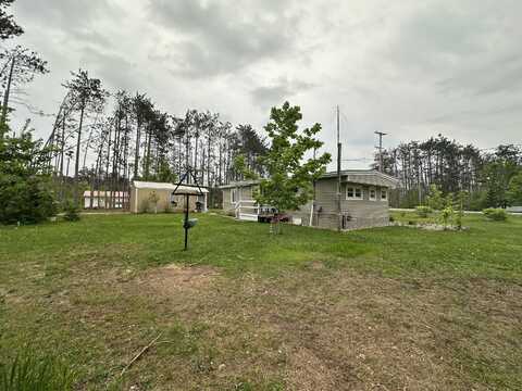 42 McCoy Road, Gaylord, MI 49735