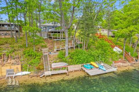 6099 Honey Lane, Johannesburg, MI 49751