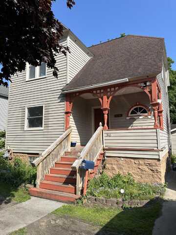 316 S Second Avenue, Alpena, MI 49707