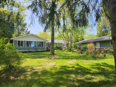 4775 W Cedar Lake Road, Greenbush, MI 48738
