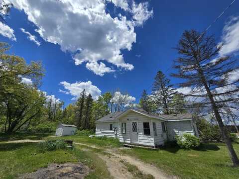 903 W 8th Street, Mio, MI 48647