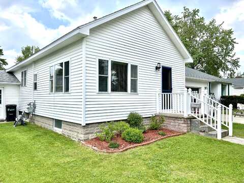 300 E Blair Street, Alpena, MI 49707