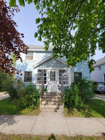 327 Long Lake Avenue, Alpena, MI 49707