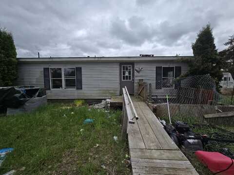 8385 M32W, Elmira, MI 49730