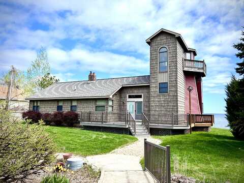 2215 N Partridge Point Road, Alpena, MI 49707