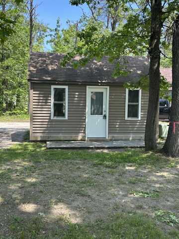 5115 S Straits Highway, Indian River, MI 49749