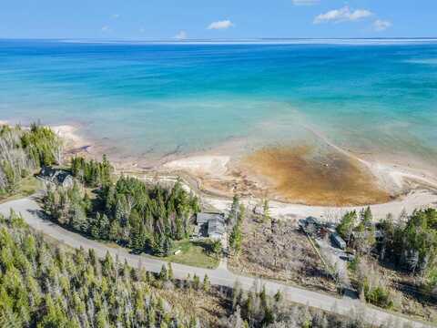 3753 Pointe Drive, Carp Lake, MI 49718