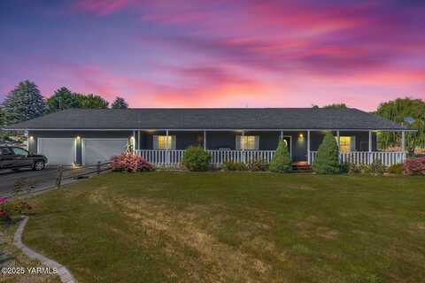87 Spring Hill Ln, Selah, WA 98942