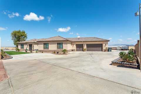 2070 S ARABY RD, Yuma, AZ 85365