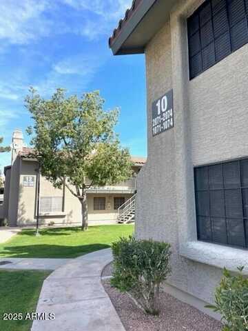 533 W GUADALUPE, Mesa, AZ 85210