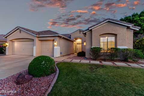 4215 W HACKAMORE Drive, Phoenix, AZ 85083