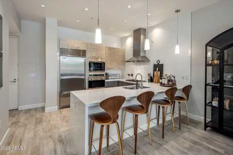 15215 N KIERLAND Boulevard, Scottsdale, AZ 85254