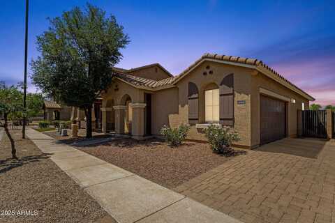 1960 S FALCON Drive, Gilbert, AZ 85295
