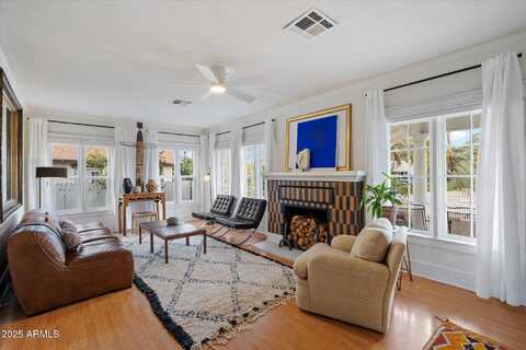 905 E CORONADO Road, Phoenix, AZ 85006