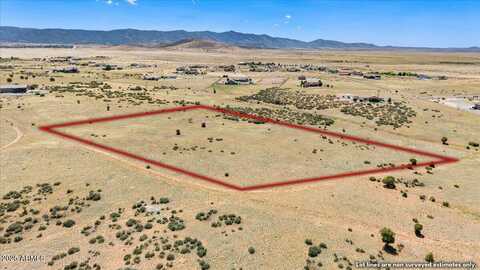 8375 N HOWLING Lane, Prescott Valley, AZ 86315