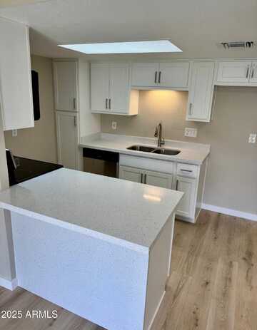 6810 N 35TH Avenue, Phoenix, AZ 85017