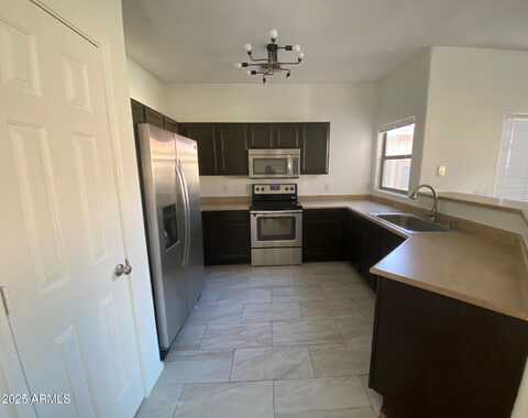 525 N MILLER Road, Scottsdale, AZ 85257