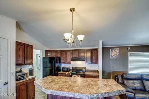 1305 W Summerside Road, Phoenix, AZ 85041