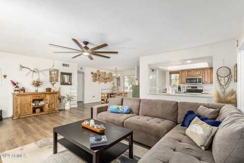 903 W Shawnee Drive, Chandler, AZ 85225