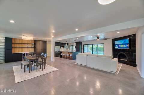 5324 E Hillery Drive, Scottsdale, AZ 85254